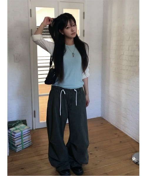 anyonemore(エニワンモア)の「チェック柄ボタンロールアップ配色ラグラン長袖Tシャツ(Tシャツ/カットソー・レディース・ネイビー/ミント・FREE)」の3枚目の写真