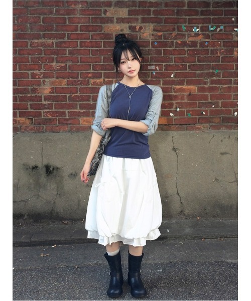 anyonemore(エニワンモア)の「チェック柄ボタンロールアップ配色ラグラン長袖Tシャツ(Tシャツ/カットソー・レディース・ネイビー/ミント・FREE)」の14枚目の写真