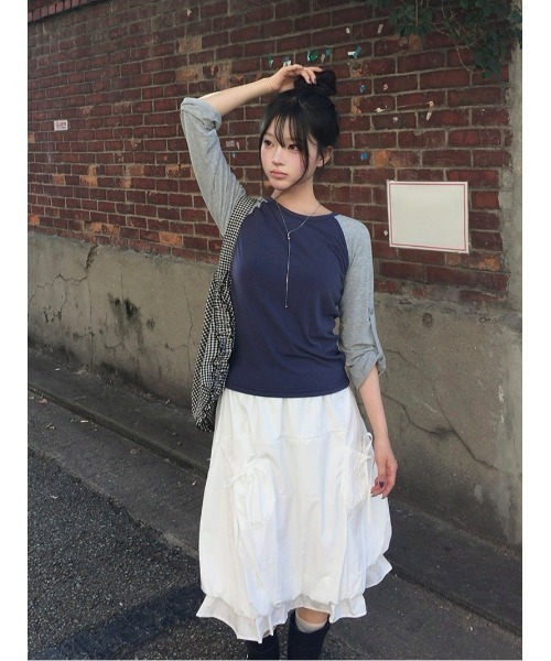 anyonemore(エニワンモア)の「チェック柄ボタンロールアップ配色ラグラン長袖Tシャツ(Tシャツ/カットソー・レディース・ネイビー/ミント・FREE)」の18枚目の写真