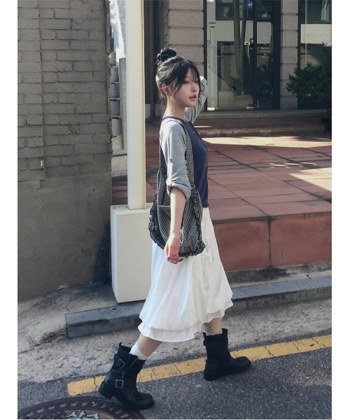 anyonemore(エニワンモア)の「チェック柄ボタンロールアップ配色ラグラン長袖Tシャツ(Tシャツ/カットソー・レディース・ネイビー/ミント・FREE)」の12枚目の写真