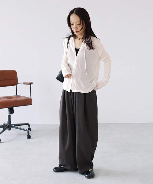 reca(レカ)の「ワッシャー加工風タックコクーンパンツ(その他パンツ・レディース・チャコール/ベージュ/ボルドー・FREE)」の10枚目の写真