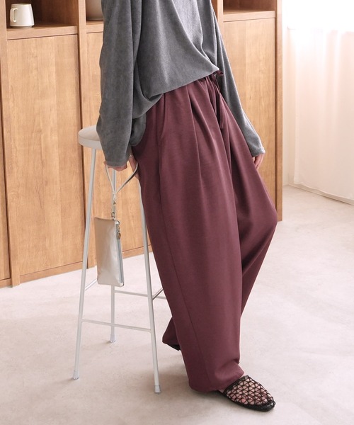 reca(レカ)の「ワッシャー加工風タックコクーンパンツ(その他パンツ・レディース・チャコール/ベージュ/ボルドー・FREE)」の17枚目の写真