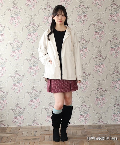 MARY QUANT(マリークワント)の「デイジーワンポイントパーカ ブルゾン(ブルゾン・レディース・アイボリー/ブラック/カーキ・M)」の11枚目の写真