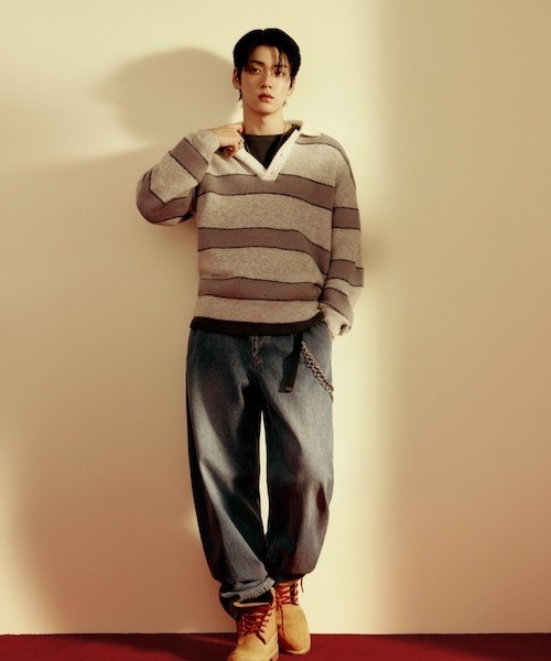 COVERNAT（カバーナット）の「[SOOBIN着用] STRIPE COLLAR KNIT（ニット/セーター・メンズ・ブラウン/ブルー・SMALL/MEDIUM/LARGE/X-LARGE）」の4枚目の写真
