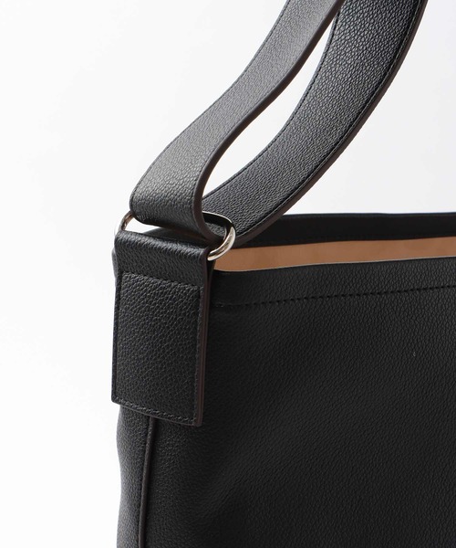 &MyuQ(アンドミューク)の「【&MyuQ/アンドミューク】 JUNO light bag(ワンショルダーバッグ)(ショルダーバッグ・レディース・ブラック・フリー)」の8枚目の写真