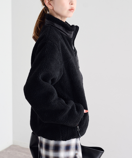 U by SPICK&SPAN(ユーバイスピックアンドスパン)の「TAION / タイオン MOUNTAIN BOA FLEECE HIGH NECK JACK(ブルゾン・レディース・ブラック/ブラウン・MEDIUM)」の14枚目の写真