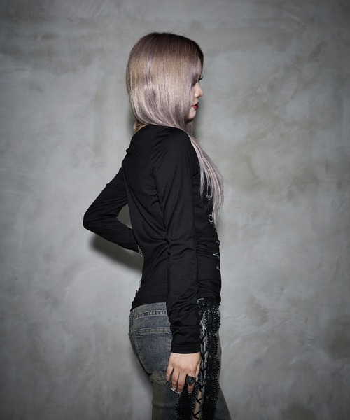 dollslutz(ドルズラッツ)の「【dollslutz】kiss and confession L/S tee /【ドルズラッツ】キスアンドコンフェッションロングスリーブT(Tシャツ/カットソー・レディース・ホワイト×レッド/ブラック×ブルー・FREE)」の14枚目の写真