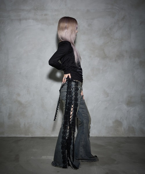 dollslutz(ドルズラッツ)の「【dollslutz】kiss and confession L/S tee /【ドルズラッツ】キスアンドコンフェッションロングスリーブT(Tシャツ/カットソー・レディース・ホワイト×レッド/ブラック×ブルー・FREE)」の17枚目の写真
