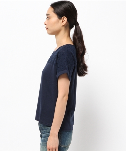 earth music&ecology(アースミュージックアンドエコロジー)の「レース切替カットプルオーバー(Tシャツ/カットソー・レディース・ライトグレー/ピンク/オフホワイト/ネイビー・FREE)」の6枚目の写真