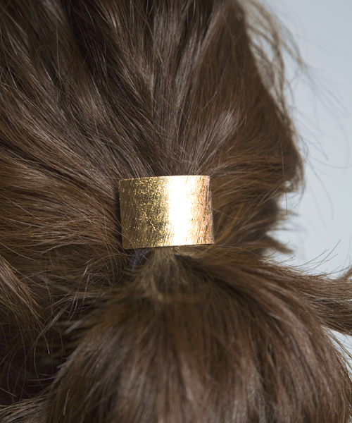 PLAIN CLOTHING（プレーンクロージング）の「1,300点突破☆加工メタルシンプルカーブヘアゴム（ヘアゴム・レディース・ゴールド/シルバー・FREE）」の6枚目の写真