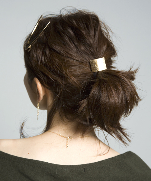 PLAIN CLOTHING（プレーンクロージング）の「1,300点突破☆加工メタルシンプルカーブヘアゴム（ヘアゴム・レディース・ゴールド/シルバー・FREE）」の7枚目の写真