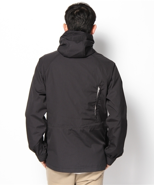 BEAMS（ビームス）の「THE NORTH FACE / マウンテンパーカ（マウンテンパーカー・メンズ・ブラック/イエロー・MEDIUM/LARGE）」の4枚目の写真