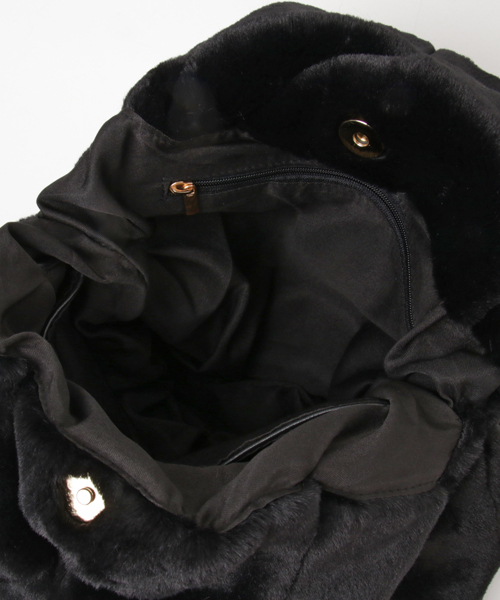 Re:EDIT（リエディ）の「バンブーハンドルエコファーバケツハンドバッグ（トートバッグ・レディース・ブラック/ベージュ/パープル/ブラウン・FREE）」の7枚目の写真