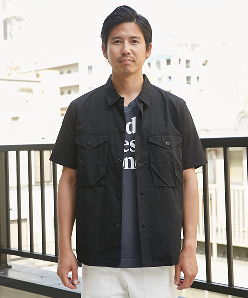 AZUL by moussy（アズールバイマウジー）の「ミリタリー半袖シャツ（シャツ/ブラウス・メンズ・ブラック/カーキ・LARGE/MEDIUM/SMALL）」の6枚目の写真