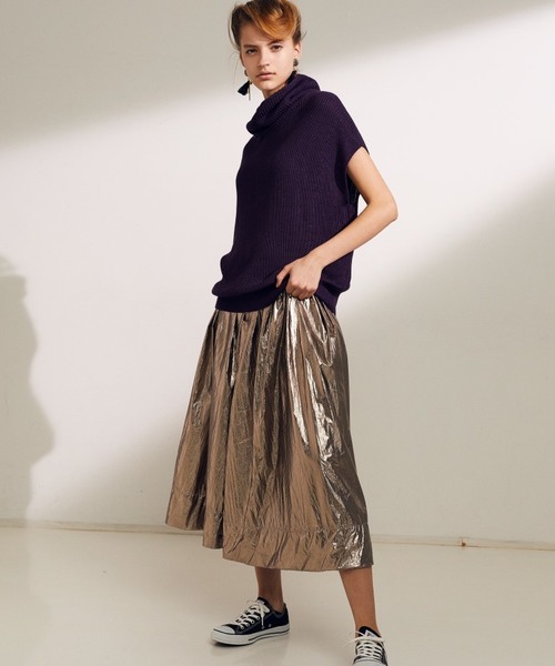 Editt by YECCA VECCA（エディットバイイェッカヴェッカ）の「シャイニーギャザースカート（スカート・レディース・シルバー/ゴールド/ブロンズ・FREE）」の2枚目の写真