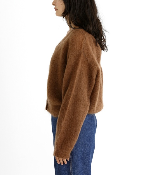 Munich（ミューニック）の「ブラッシュモヘアジャージーＶネックカーディガン（カーディガン/ボレロ・レディース・ブラウン/ピンク/イエロー/ブルー・FREE）」の10枚目の写真