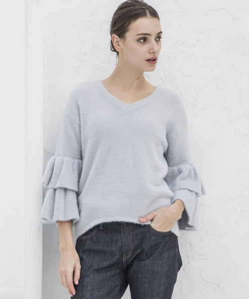 Emma Taylor(エマテイラー)の「【STYLEBAR】フェザーヤーンフレアスリーブニットプルオーバー(ニット/セーター)」|グレー