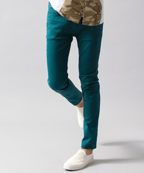 BEAUTY&YOUTH UNITED ARROWS(ビューティーアンドユースユナイテッドアローズ)の「BY ∴ カラー スキニー 5ポケット パンツ§(チノパンツ・メンズ・ブラック/グレー/ダークグリーン/ネイビー/コバルトブルー/ワイン・32inch/34inch/28inch/30inch)」の1枚目の写真