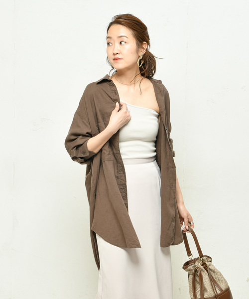 DouDou（ドゥドゥ）の「NEW麻レーヨンビッグシャツ（シャツ/ブラウス・レディース・ホワイト/ブラック/ベージュ/ミント/ブラウン・FREE）」の6枚目の写真