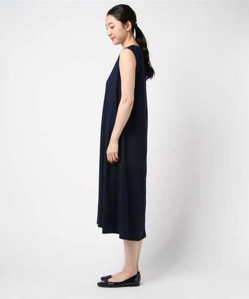 TRUDEA（トルディア）の「リネンライク　ノースリーブワンピース（ワンピース・レディース・ベージュ/ネイビー/グリーン・MEDIUM）」の4枚目の写真