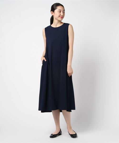 TRUDEA（トルディア）の「リネンライク　ノースリーブワンピース（ワンピース・レディース・ベージュ/ネイビー/グリーン・MEDIUM）」の6枚目の写真