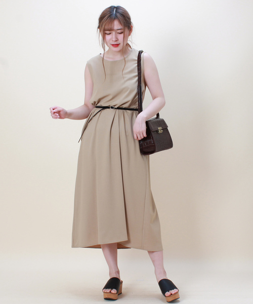 TRUDEA（トルディア）の「リネンライク　ノースリーブワンピース（ワンピース・レディース・ベージュ/ネイビー/グリーン・MEDIUM）」の11枚目の写真