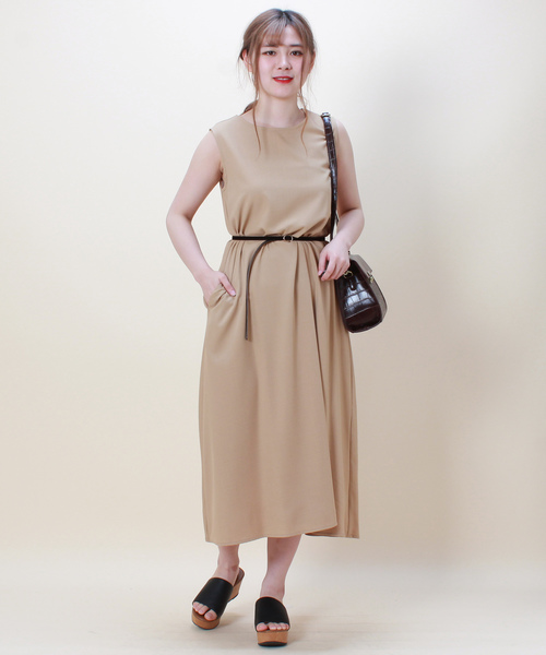 TRUDEA（トルディア）の「リネンライク　ノースリーブワンピース（ワンピース・レディース・ベージュ/ネイビー/グリーン・MEDIUM）」の12枚目の写真