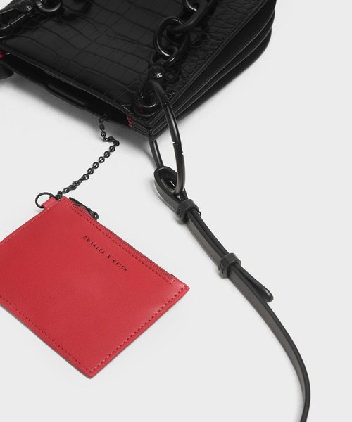 ❤️新品❤️CHARLES＆KEITH クロックエフェクトチャンキーチェーンバック CHARLES & KEITH（チャールズ & キース）の「クロックエフェクト