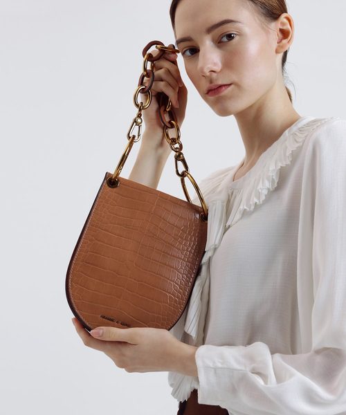 CHARLES & KEITH（チャールズ & キース）の「クロックエフェクト
