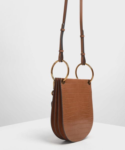 ❤️新品❤️CHARLES＆KEITH クロックエフェクトチャンキーチェーンバック CHARLES & KEITH（チャールズ & キース）の「クロックエフェクト