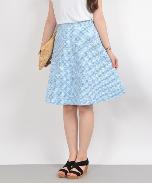 Khaju（カージュ）の「★★Khaju:ギンガムチェックレーススカート（スカート・レディース・ライトブルー/ネイビー・ONE SIZE）」の2枚目の写真