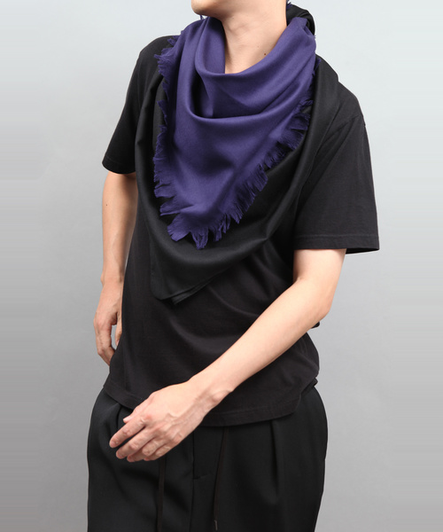 LAYERS OF SCARF