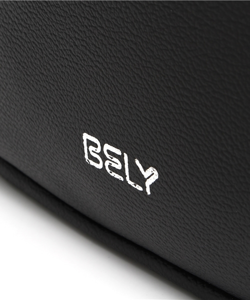 WHO'S WHO gallery（フーズフーギャラリー）の「【BELY】スクエアリュック（バックパック/リュック・メンズ・ブラック/ホワイト/キャメル・FREE）」の7枚目の写真