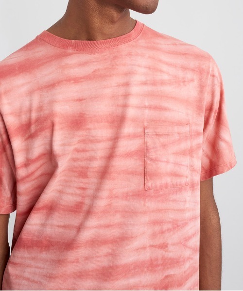 Saturdays NYC(サタデーズ ニューヨークシティ )の「Randall Mineral Wash S/S Tee(Tシャツ/カットソー・メンズ・レッド/イエロー/ブルー・XL/XS/S/M/L)」の6枚目の写真