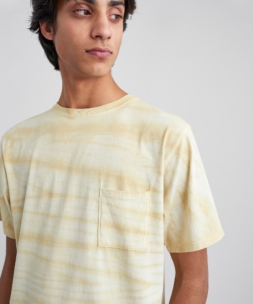 Saturdays NYC(サタデーズ ニューヨークシティ )の「Randall Mineral Wash S/S Tee(Tシャツ/カットソー・メンズ・レッド/イエロー/ブルー・XL/XS/S/M/L)」の8枚目の写真