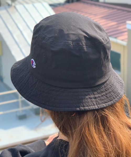 Champion(チャンピオン)の「Champion/チャンピオン バケットハット(ハット・メンズ・ネイビー/ホワイト/ベージュ/ブラック/カモフラージュ/カーキ/グレー/ワイン・FREE)」の3枚目の写真