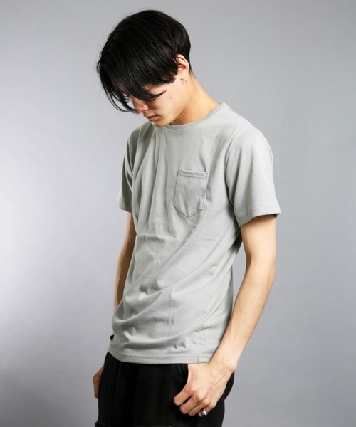 Bling Leads(ブリングリーズ)の「Bling leads/無地半袖ポケ付きC/N T(Tシャツ/カットソー・メンズ・ホワイト/カーキ/ネイビー/ピンク系その他/グレー/ライトピンク/ブラック/イエロー系その他・LARGE/X-LARGE/MEDIUM)」の4枚目の写真