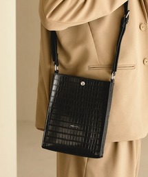 EMMA CLOTHES | シンセティックレザー ロゴ刻印 スクエアショルダーバッグ（型押しクロコ/スムース）EMMA CLOTHES(ショルダーバッグ)