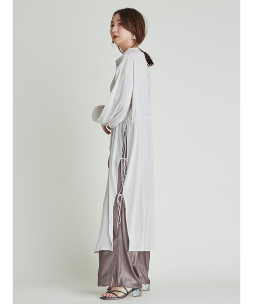 FRAY I.D（フレイアイディー）の「グロッシーサテンパンツ