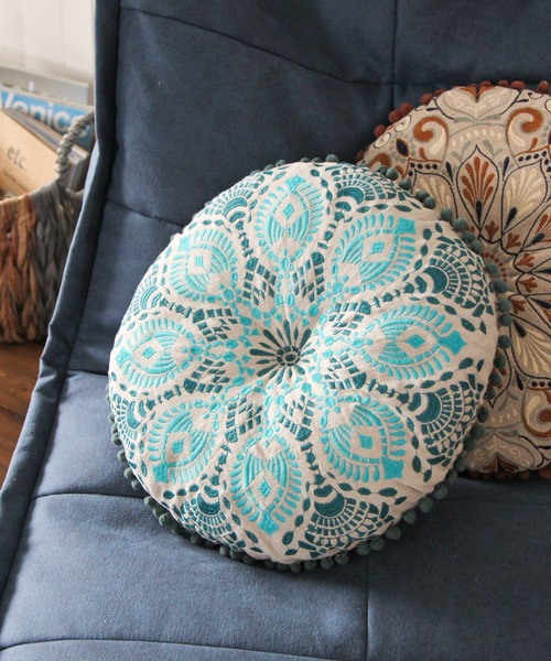 BAYFLOW(ベイフロー)の「カシュシブクッション(クッション/クッションカバー・レディース・スカイブルー/ナチュラル・0)」の1枚目の写真