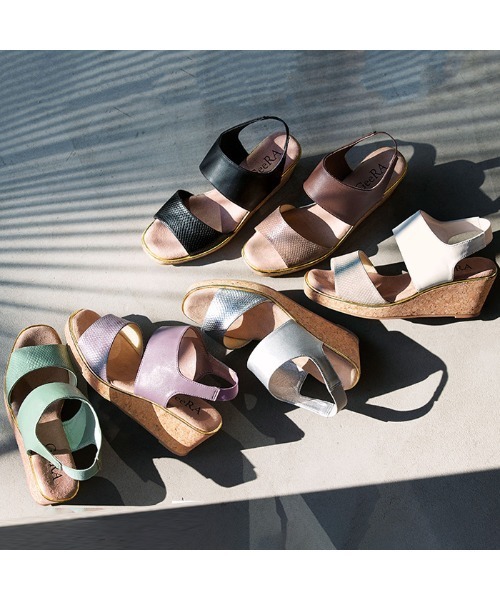 GeeRA（ジーラ）の「ふっかふかウェッジ走れるゴムサンダル（サンダル・レディース・ホワイト/ブラック/ブラウン/グリーン/パープル/シルバー・LARGE/MEDIUM/X-LARGE/SMALL）」の13枚目の写真