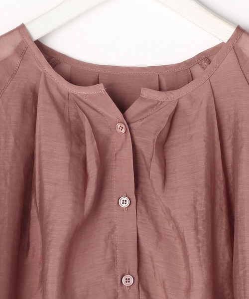 179/WG（イチナナキュウダブルジー）の「【WEB限定】ノーカラーシアーシャツ（シャツ/ブラウス・レディース・ライトグレー/パープル/ピンク・MEDIUM）」の4枚目の写真