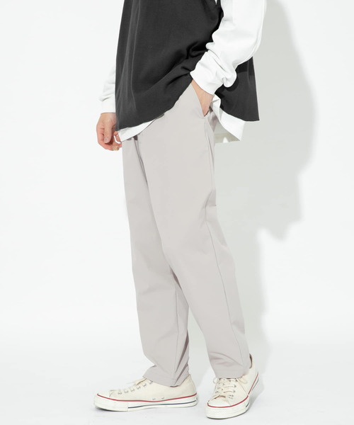 ITEMS URBANRESEARCH（アイテムズ アーバンリサーチ）の「マルチファンクション ストレッチイージーパンツ（その他パンツ・メンズ・ブラック/グレー/カーキ・LARGE/MEDIUM）」の3枚目の写真