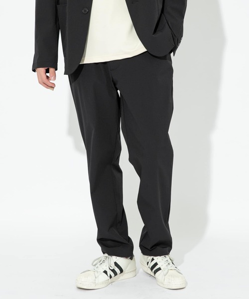 ITEMS URBANRESEARCH（アイテムズ アーバンリサーチ）の「マルチファンクション ストレッチイージーパンツ（その他パンツ・メンズ・ブラック/グレー/カーキ・LARGE/MEDIUM）」の2枚目の写真