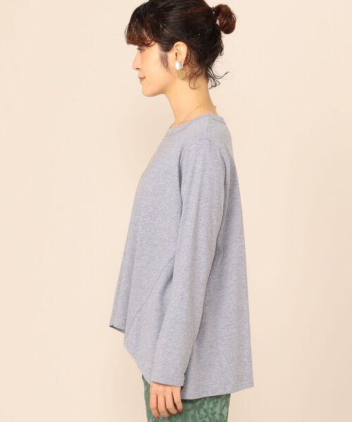 NOLLEY’S(ノーリーズ)の「【TORRAZZO DONNA/ トラッゾドンナ】フレアマルチカットソー(Tシャツ/カットソー・レディース・ホワイト/ライトグレー/ブラック・38)」の4枚目の写真
