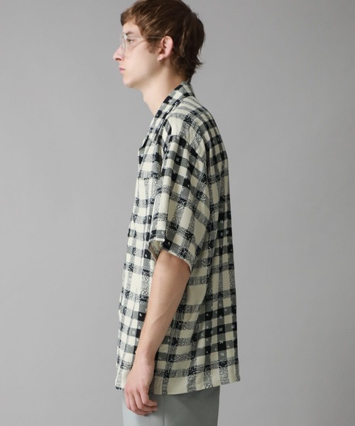 STUDIOUS SELECT（ステュディオスセレクト）の「STUDIOUS別注 ALOHA SS SH（シャツ/ブラウス・メンズ・ブラック/ホワイト・1/0/2/3）」の6枚目の写真