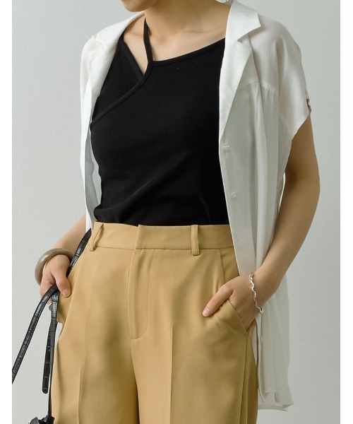 Re:EDIT（リエディ）の「カップ付きアシンメトリーリブキャミソール（キャミソール・レディース・モカ/ブラック/オフホワイト/グリーン・LARGE/SMALL/MEDIUM）」の17枚目の写真