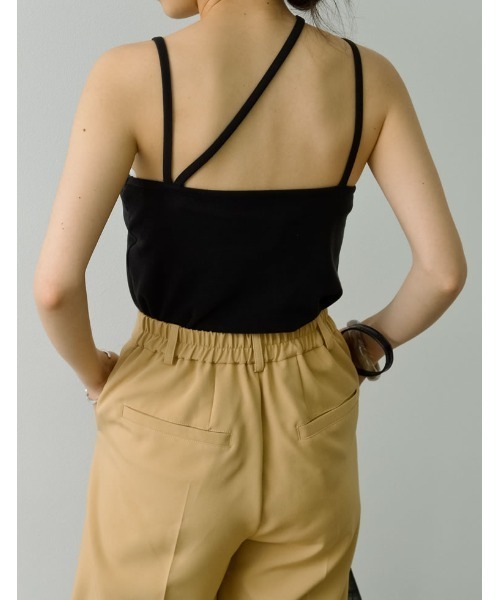 Re:EDIT（リエディ）の「カップ付きアシンメトリーリブキャミソール（キャミソール・レディース・モカ/ブラック/オフホワイト/グリーン・LARGE/SMALL/MEDIUM）」の18枚目の写真