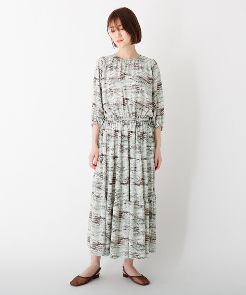 AG by aquagirl（エージーバイアクアガール）の「◆デジタルティアードワンピース（ワンピース・レディース・ライトグリーン系/ピンク系5・36/38）」の16枚目の写真