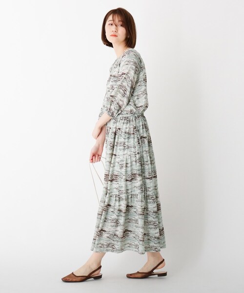 AG by aquagirl（エージーバイアクアガール）の「◆デジタルティアードワンピース（ワンピース・レディース・ライトグリーン系/ピンク系5・36/38）」の12枚目の写真